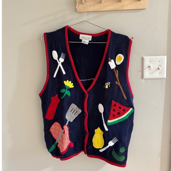 Mandal Bay vintage vest — XLARGE - Picture 1 of 5